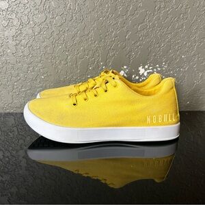 Nobull Women’s Size 7.5 Men size 6 yellow Canvas Trainer Workout Shoes Lace Up